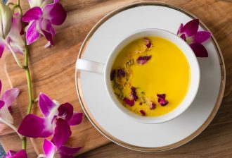 Try this Soothing Golden Milk recipe made with Truvani Daily Turmeric Tabs